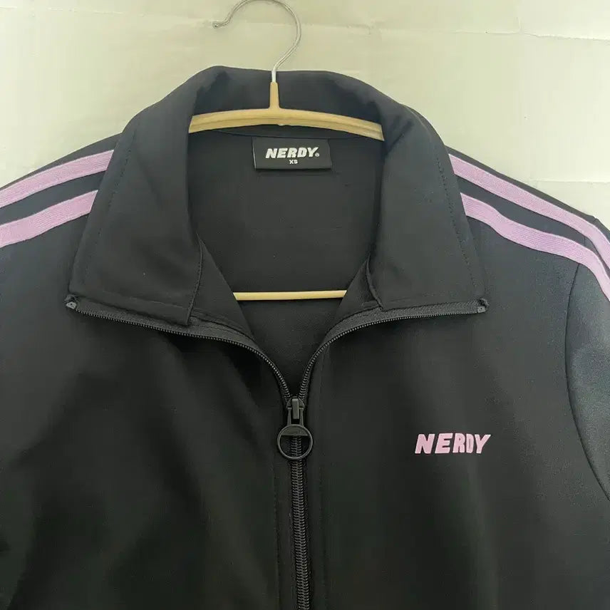 [BUNJANG] Nerdy Track Top Zip-up / 널디 트랙탑 집업