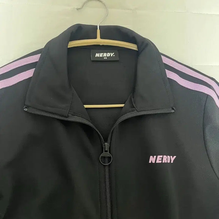 [BUNJANG] Nerdy Track Top Zip-up / 널디 트랙탑 집업