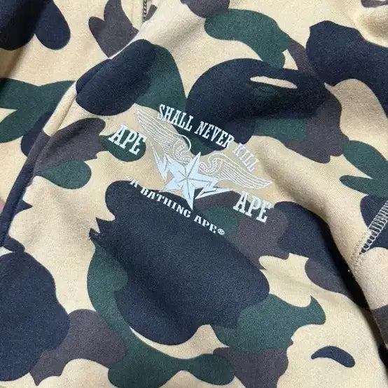 [SOLD OUT] BAPE 베이프 카모 후드집업