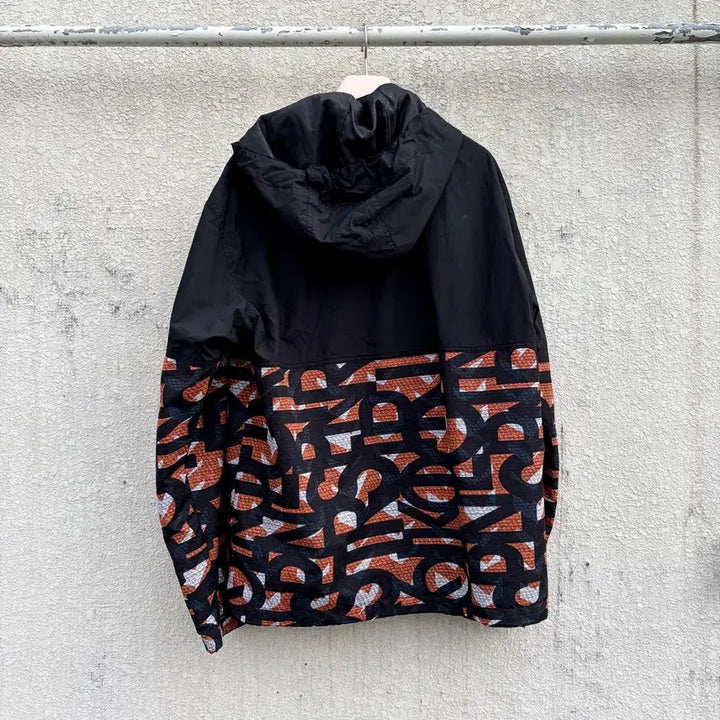 [BUNJANG] Kolon Spellout Windbreaker Jacket / 105)코오롱 스펠아웃 바람막이 자켓