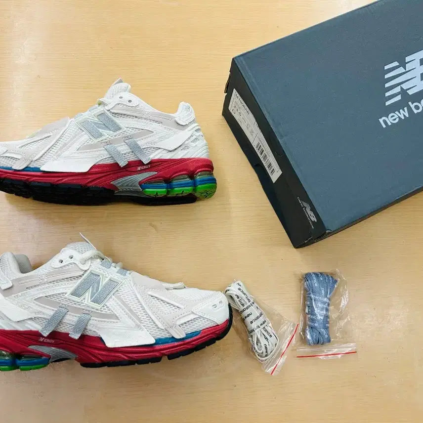 [BUNJANG] New Balance 1906A Sea Salt Moonbeam (235) / (새상품) 235 뉴발란스 1906A 씨 솔트 문빔