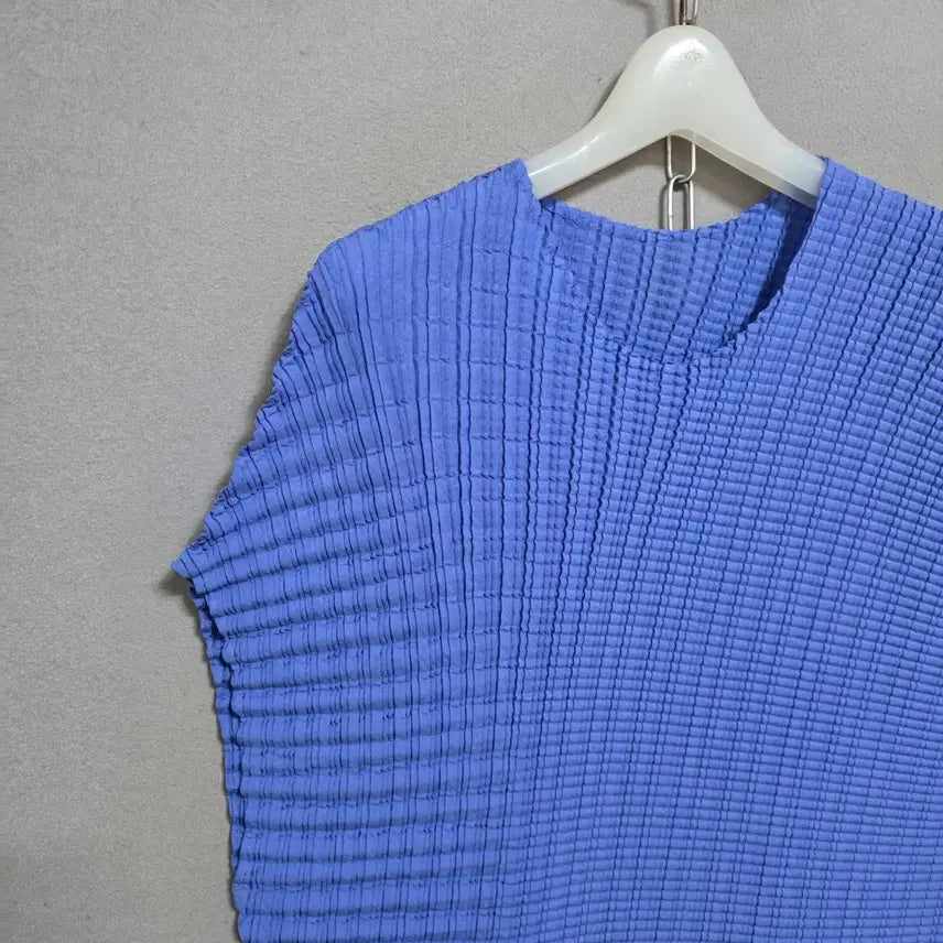 [BUNJANG] Pleats Me Blue Unbalanced Dress FF / 플리츠미 언바란스한 블루 원피스 FF   n4353