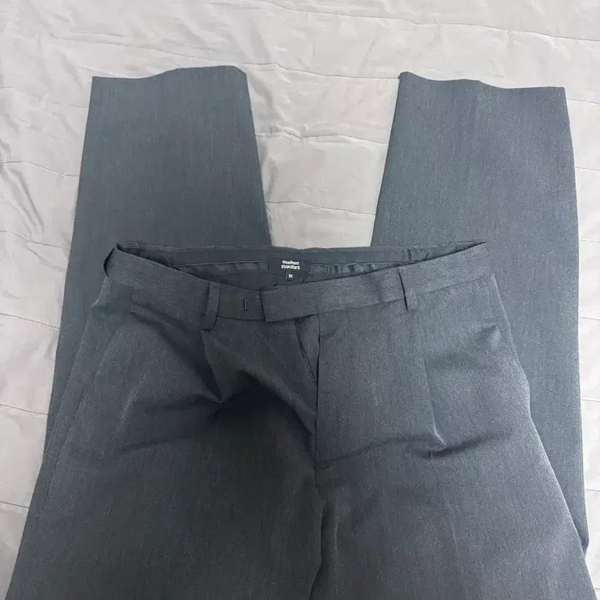 [SOLD OUT] 무탠다드 와이드 히든 밴딩 슬랙스 차콜그레이 33 판매