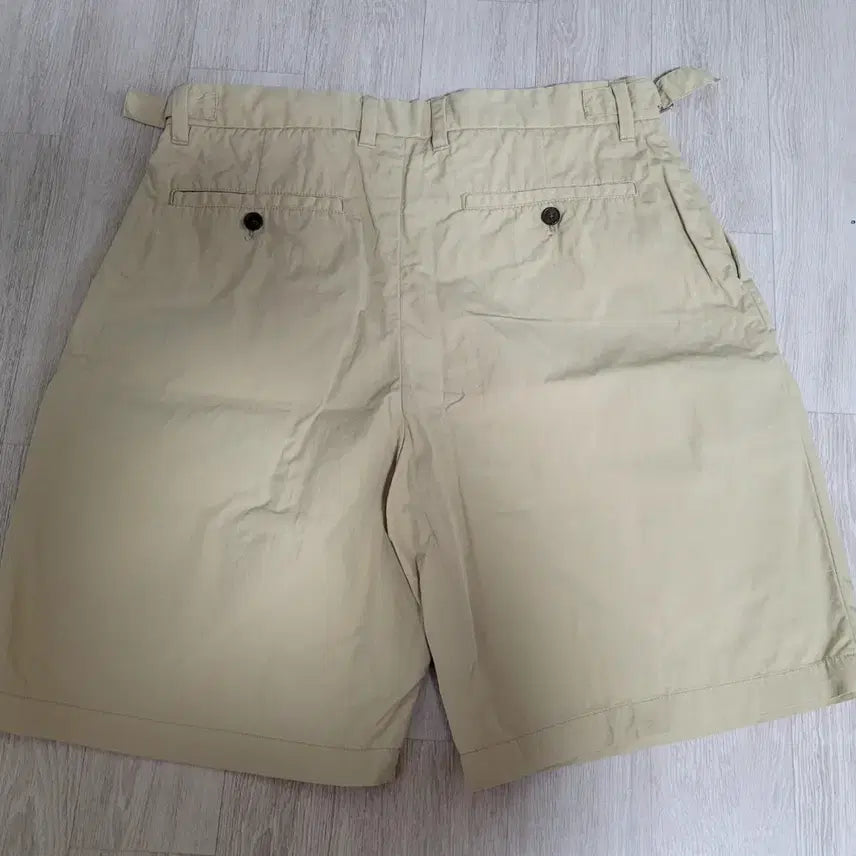 [SOLD OUT] 탑텐 버뮤다 턱쇼츠 하프밴츠 반바지 베이지(32) 판매합니다