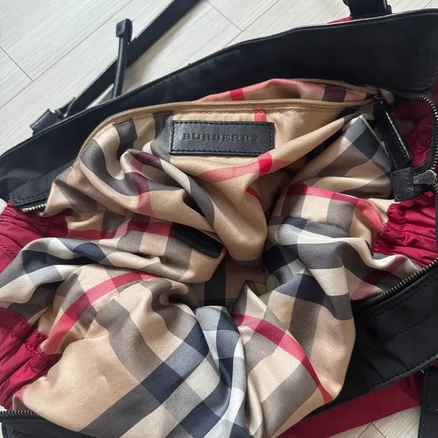 [BUNJANG] Burberry Nylon Vintage Shoulder Bag / 버버리 나일론 빈티지 숄더백