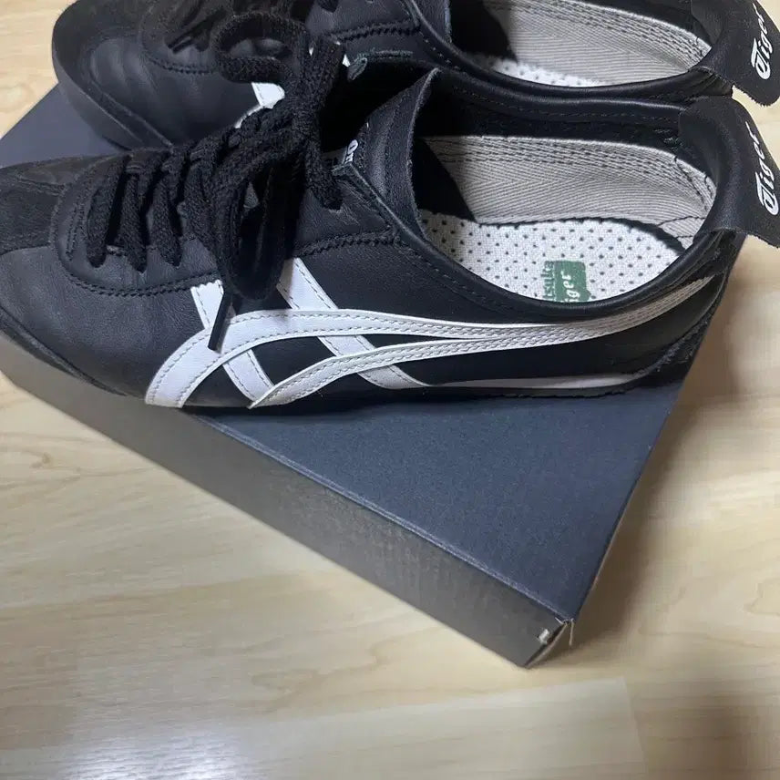 [BUNJANG] Onitsuka Tiger Mexico 66 Black White / 오니츠카 타이거 멕시코 66 블랙 화이트