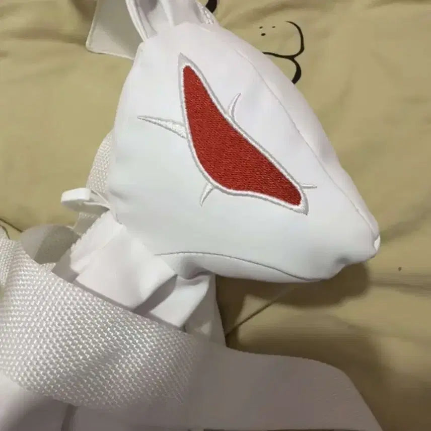 [SOLD OUT] Beauty Beast x Empty Room 토끼 백팩 / 흰색