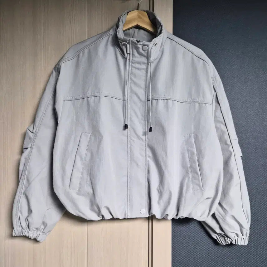 [BUNJANG] High-Quality Cropped Jumper, Light Sora Grey / [새상품] 연소라그레이 크롭 점퍼 / 핏 진짜 예쁜 고퀄