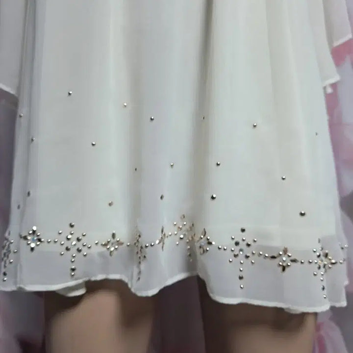 [BUNJANG] INGNI V-Neck Blouse / INGNI 잉그니 여신 브이넥 블라우스
