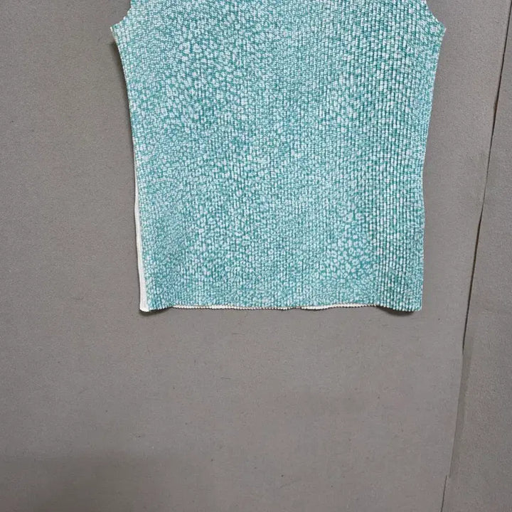 [BUNJANG] Lavita Junko Pleated Tank Top / 라비타준코 플리츠 나시 티셔츠 M  n4357