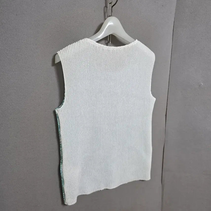 [BUNJANG] Lavita Junko Pleated Tank Top / 라비타준코 플리츠 나시 티셔츠 M  n4357