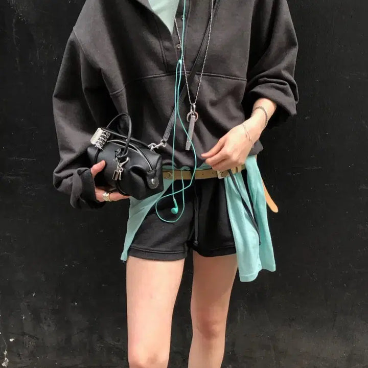 [SOLD OUT] 마크들리 딥뮤즈 푸어샵 조이드비비에 러브코드유메이베비이비 714센터위아썸