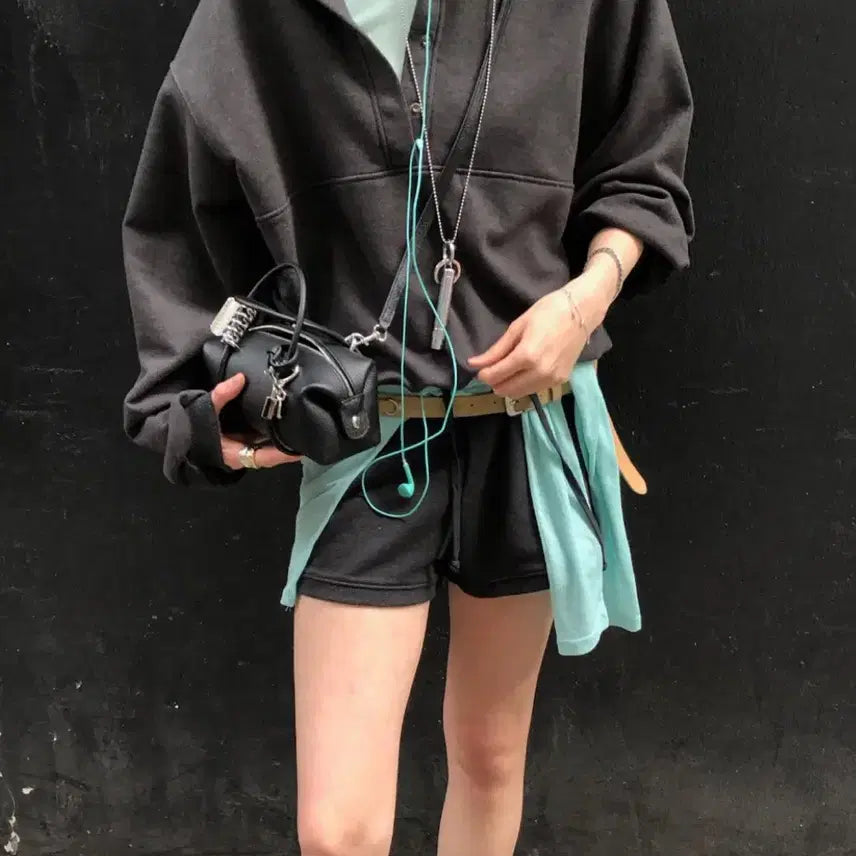 [SOLD OUT] 마크들리 딥뮤즈 푸어샵 조이드비비에 러브코드유메이베비이비 714센터위아썸