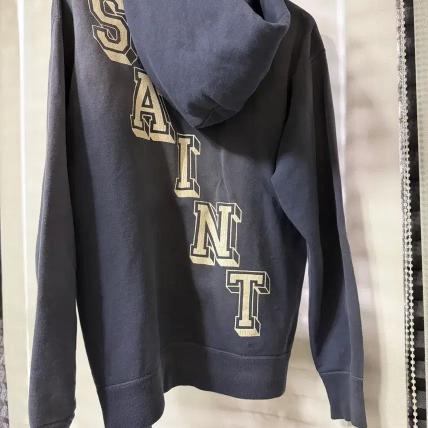 [BUNJANG] 세인트 미카엘 엔젤 후드 네이비 / 세인트 미카엘 엔젤 후드 네이비