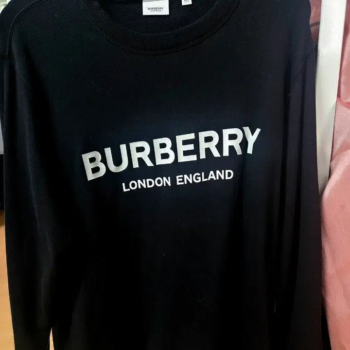 [BUNJANG] Burberry Big Logo Sweatshirt / [정품] 버버리 빅로고 맨투맨 티셔츠