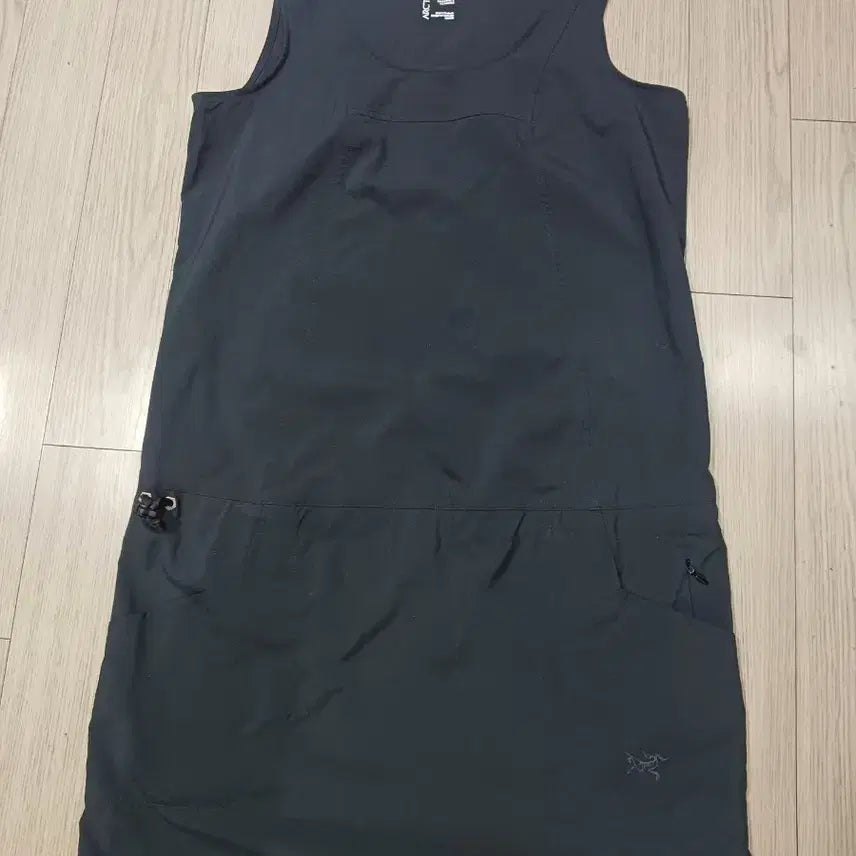 [SOLD OUT] 아크테릭스 블랙 민소매 원피스 기장90