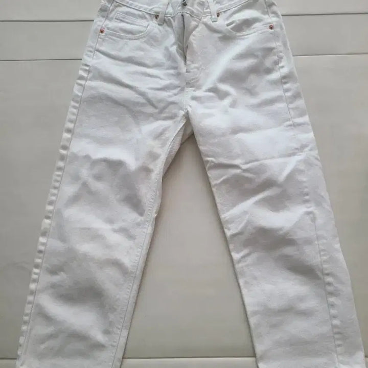 [BUNJANG] Studio Tomboy White Denim Pants / 스튜디오톰보이 화이트데님(1번착용)
