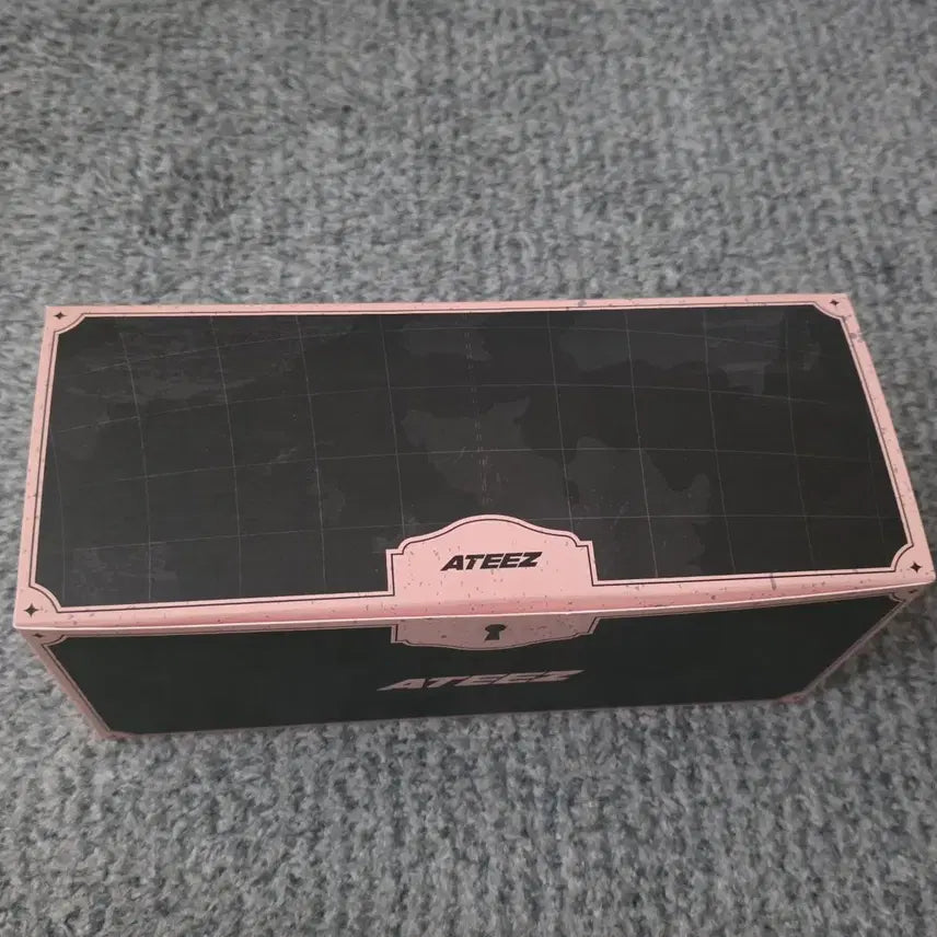 [SOLD OUT] (미사용/새상품) 에이티즈 라이티니 Ver.2 응원봉