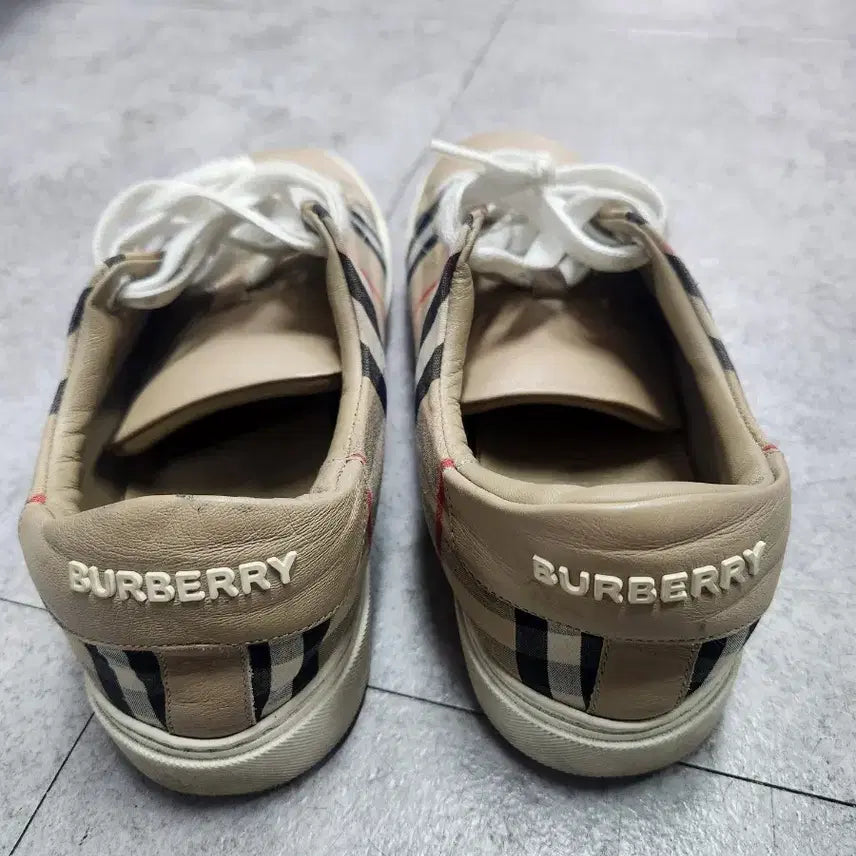 [BUNJANG] Burberry Sneakers Size 37 / 버버리 스니커즈 사이즈 37