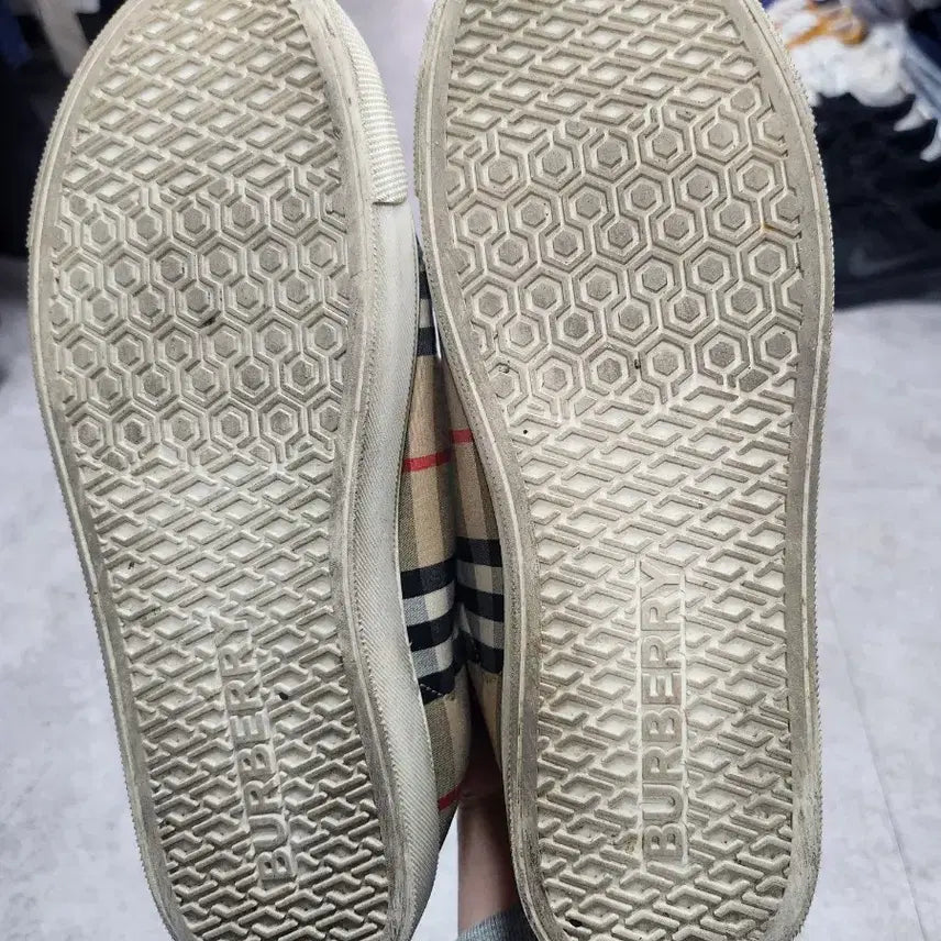 [BUNJANG] Burberry Sneakers Size 37 / 버버리 스니커즈 사이즈 37