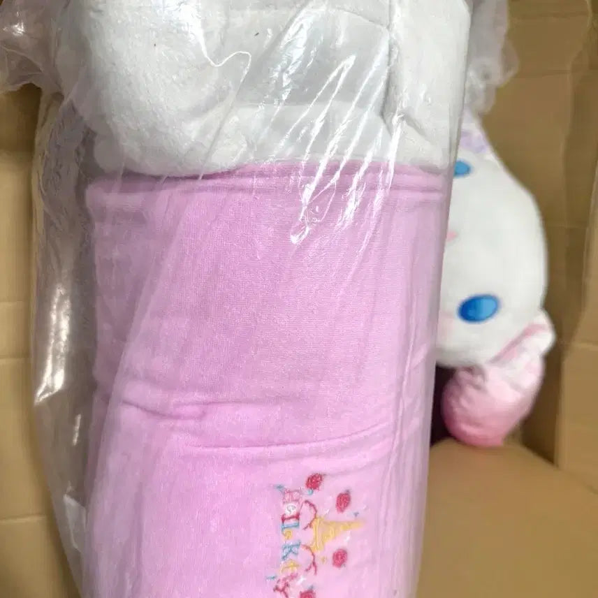 [BUNJANG] Sanrio Classic Hello Kitty Body Pillow Plush Cushion / 고전키티 바디필로우 인형 쿠션