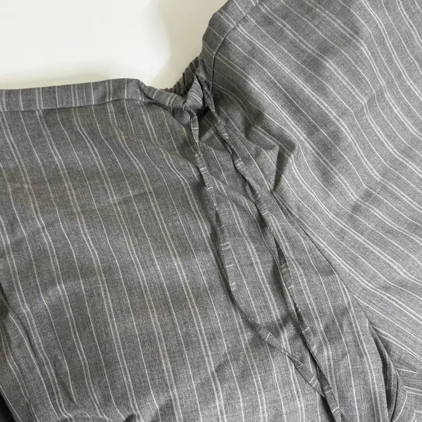 [BUNJANG] ribbonbit Cliff Gray Stripe Pants / 리본빛 ribbonbit cliff gray stripe pants