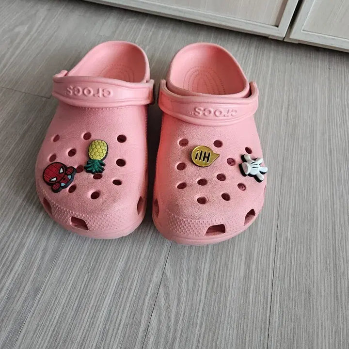 [BUNJANG] Crocs W7 Pink Sandals / 크록스 샌들 W7