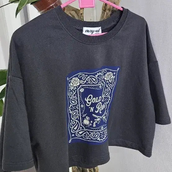 [BUNJANG] Printed Crop T-shirts (Set of 2) / 반팔 티셔츠프린팅 크롭티 두개