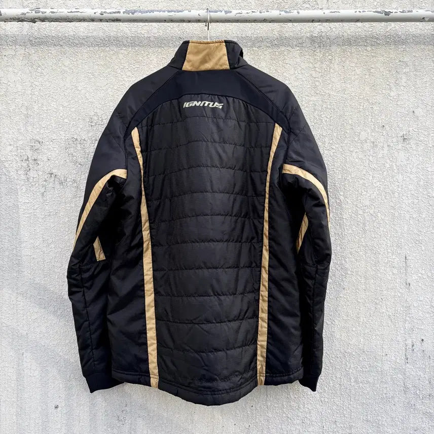 [BUNJANG] Mizuno Lightweight Padded Half-Zip Warm-Up Jacket (L) / L)미즈노 경량패딩 반집업 웜업