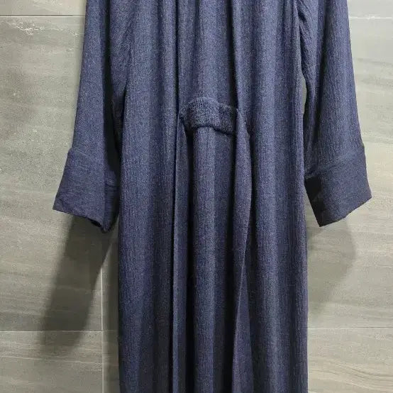 [SOLD OUT] 마시모두띠,  비스코스  모혼방 세련된  8부소매 벨티드 셔츠형 원피