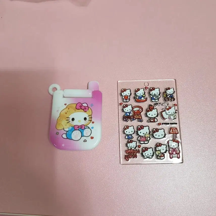 [SOLD OUT] 핸드폰모양 비즈 키링 피규어