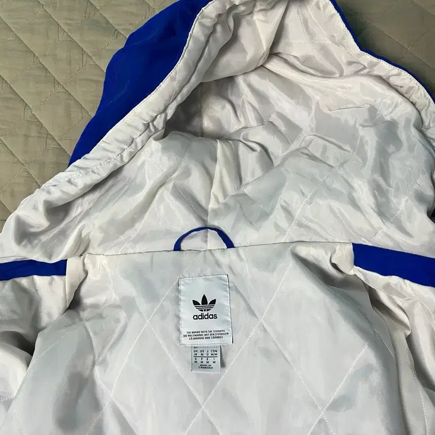 [SOLD OUT] bts 방탄 정국 꾹디다스 아디다스 dh7080 트레포일 자켓 L 사이즈