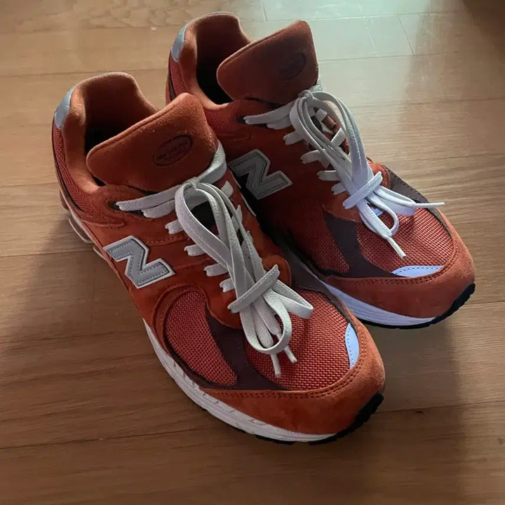 [BUNJANG] New Balance 2002R Rust Oxide Sneakers / 뉴발란스 2002R 러스트 옥사이드 290