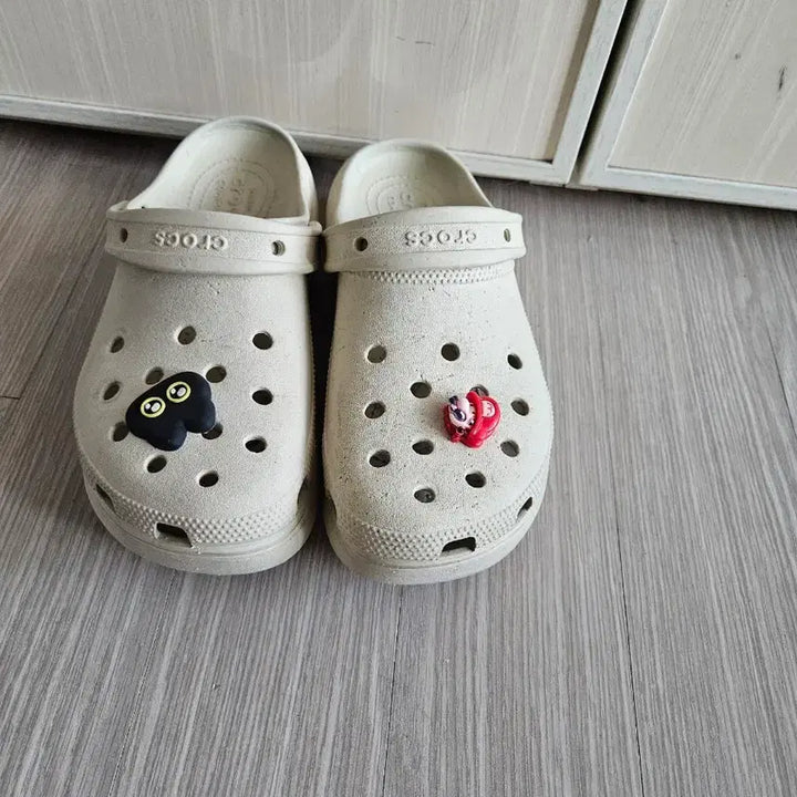 [BUNJANG] Crocs Sandals W7 / 크록스 샌들 W7