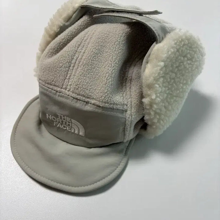 [BUNJANG] The North Face Fleece Earflap Ball Cap / 노스페이스 플리스 이어머프 볼캡