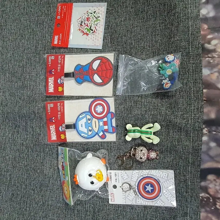 [BUNJANG] Marvel Characters Keychain &amp; Luggage Tag Set / 마블 캐릭터 키링 &amp; 여행용 네임택 세트  새상품  택배비포함가