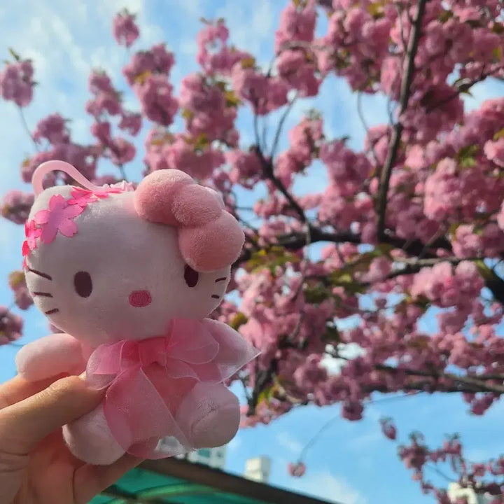 [SOLD OUT] [새상품] 산리오 헬로키티 체리블라썸 인형키링