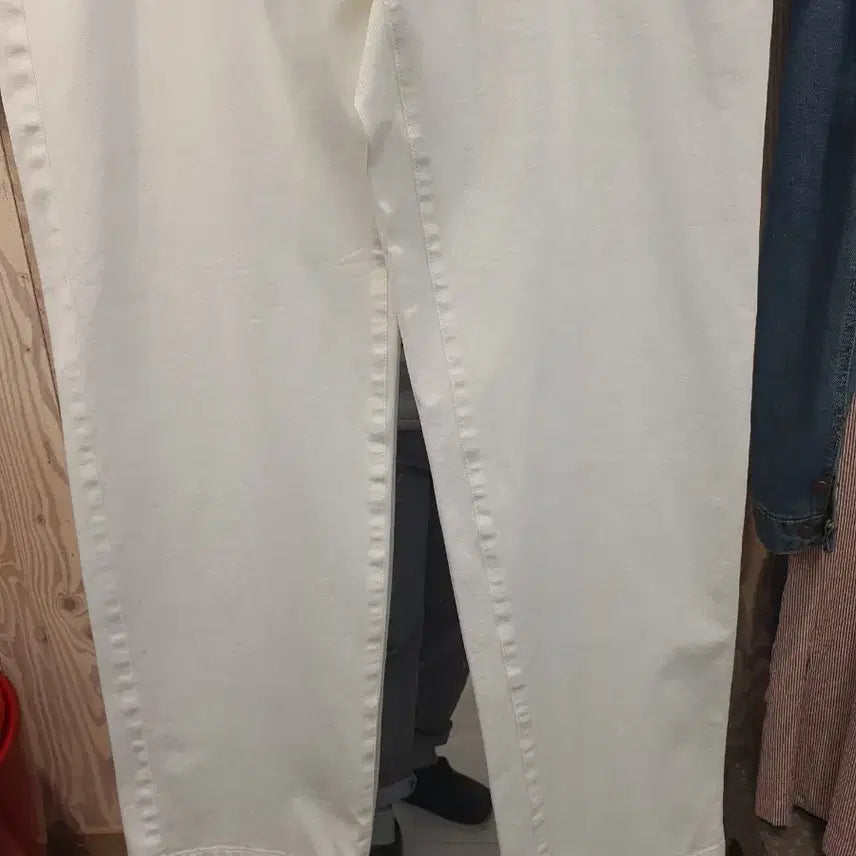 [BUNJANG] Giordano White Cotton Pants with Stretch Banding / [드라이완료] 지오다노 밴딩 코튼 팬츠 화이트 (상태최상/34내외)