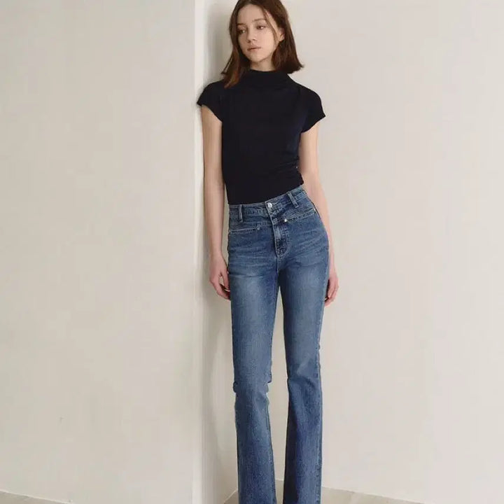 [BUNJANG] Hawa Eclat Mid-Blue Denim Jeans / 하와 에끌라 중청 데님 베이직 S 완전새상품