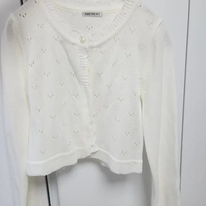 [BUNJANG] Garment Punching Crochet Cardigan / 아미먼트 펀칭 크로쉐 가디건