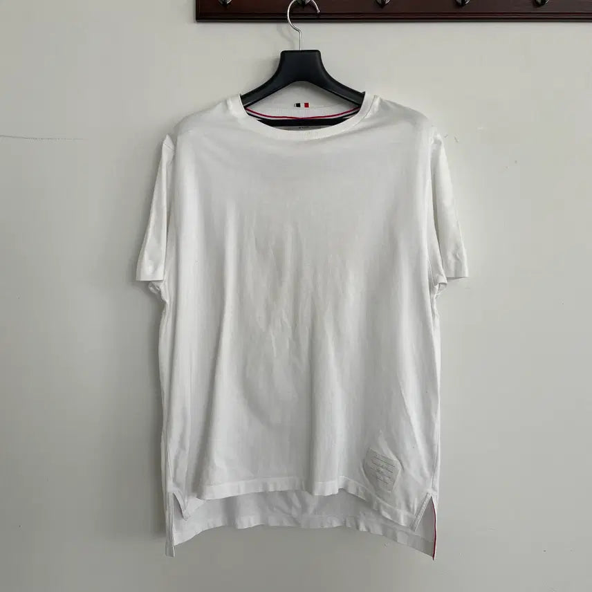[BUNJANG] Thom Browne Jersey Relaxed Side Slit White T-Shirt / 톰브라운 3,100 저지 릴렉스드 사이드 슬릿 화이트 반팔 티셔츠