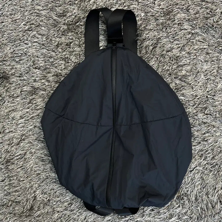 [BUNJANG] COS Sling Bag / COS 슬링백