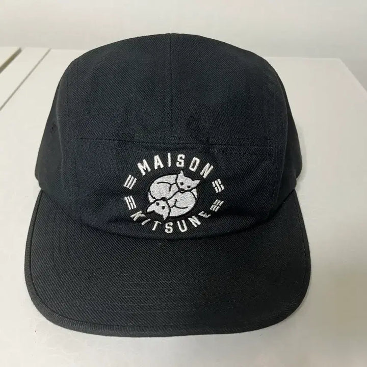[SOLD OUT] 메종키츠네 건곤감리 캠프캡 블랙
