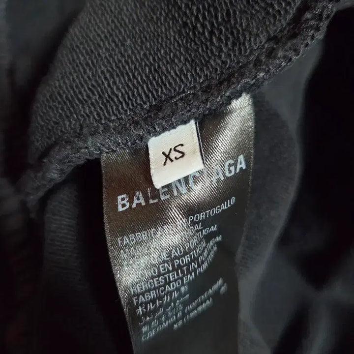 [BUNJANG] Balenciaga Bermuda Shorts / 발렌시아가 반바지
