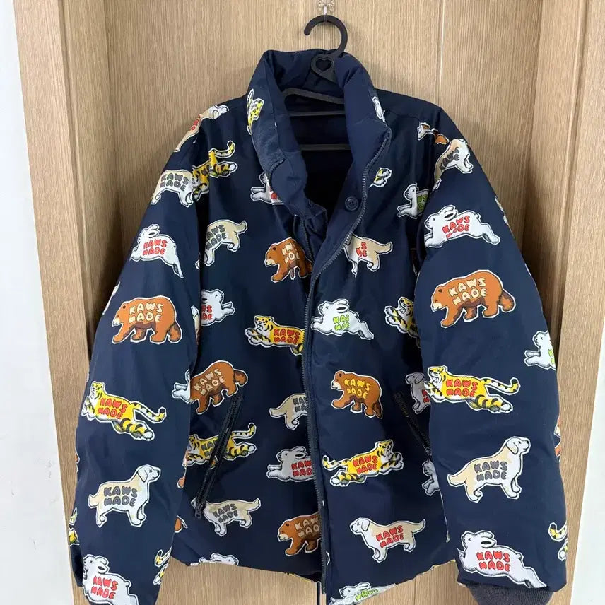 [BUNJANG] Human Made x KAWS Reversible Puffer Jacket XXL / (XXL)휴먼메이드 카우스 리버시블 패딩 팝니다