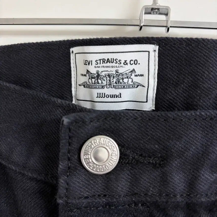 [SOLD OUT] 리바이스 501 자운드 블랙 데님