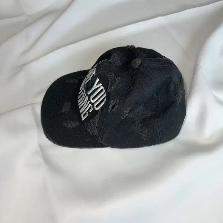 [BUNJANG] Partimento Woman Lettering Distressed Washed Ball Cap / 파르티멘토우먼) 레터링 데미지 워싱 볼캡
