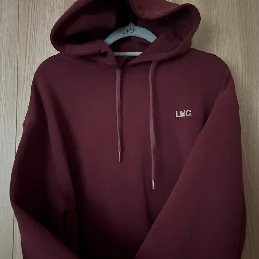 [SOLD OUT] LMC 버건디 후드티