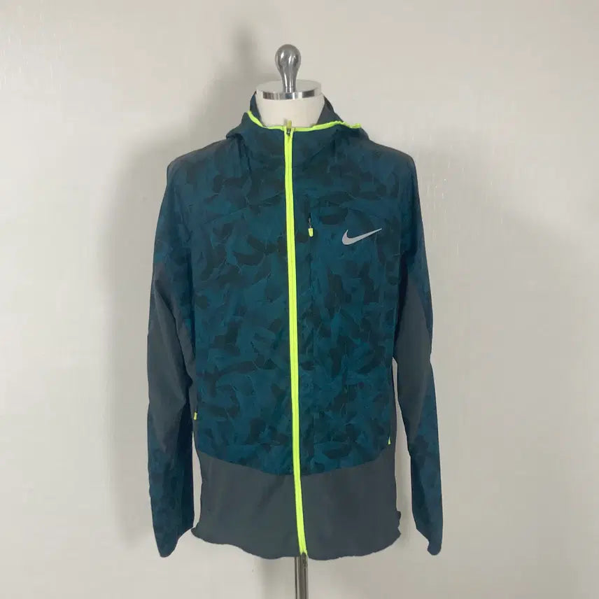 [SOLD OUT] 나이키남성러닝자켓100호호상점
