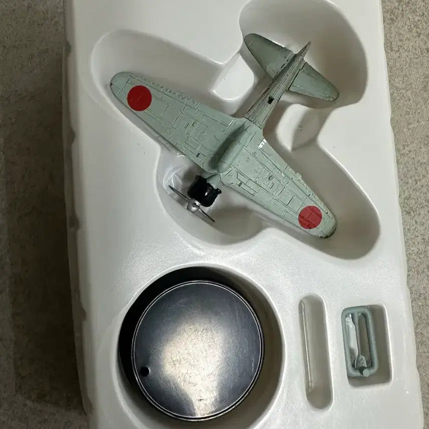 [BUNJANG] 타카라 1/144 a6m5 제로 / 타카라 1/144 a6m5 제로